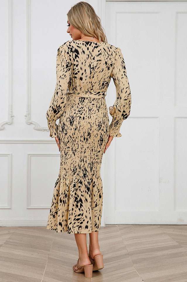 Printed V Neck Smocked Midi Dress - WEUXS