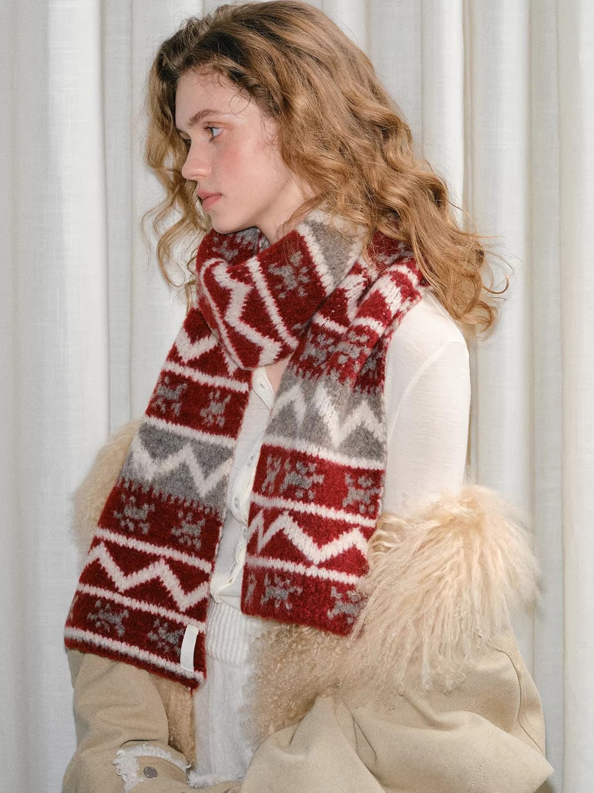 Red Fair Isle Pattern Chunky Knit Holiday Scarf - WEUXS