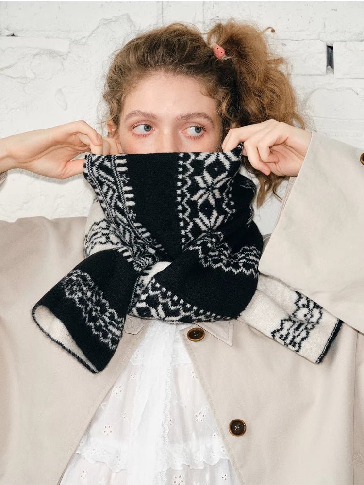Reversible Nordic Snowflake Wool Blend Scarf Black - WEUXS