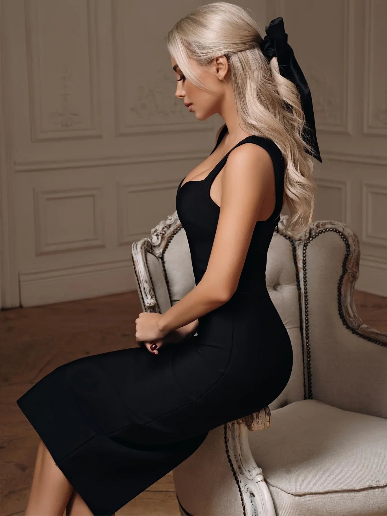 Rylie Black Bodycon Midi Dress with Satin Back Bow - Sleeveless Sweetheart Cocktail Gown - WEUXS