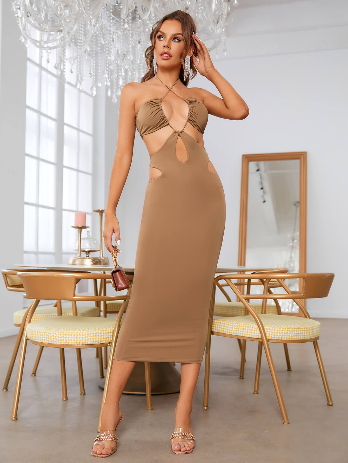Sleeveless halter neck cut out dress - View 22 | WEUXS