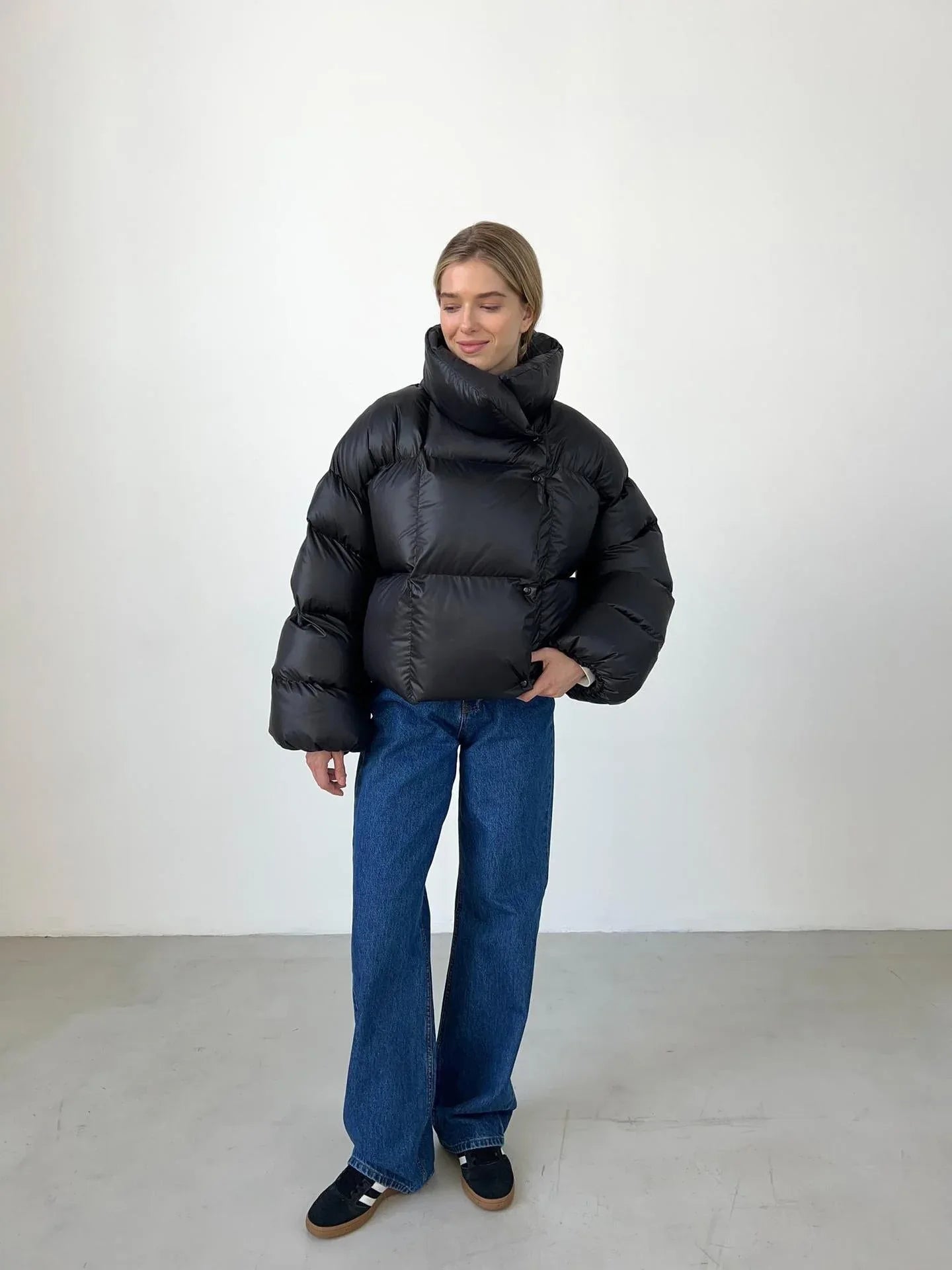 Oversized hooded puffer jacket - View 16 | WEUXS
