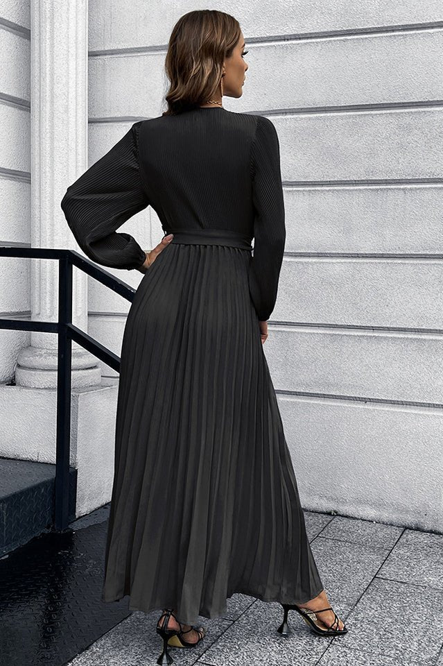 V Neck Swing Pleated Dress - WEUXS