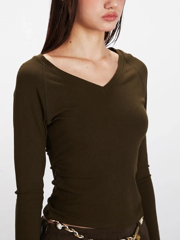 Vintage Dark Olive V-Neck Raglan Crop Top - View 6 | WEUXS