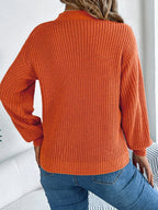 Cable knit V-neck sweater with cutout detail - View 6 | WEUXS