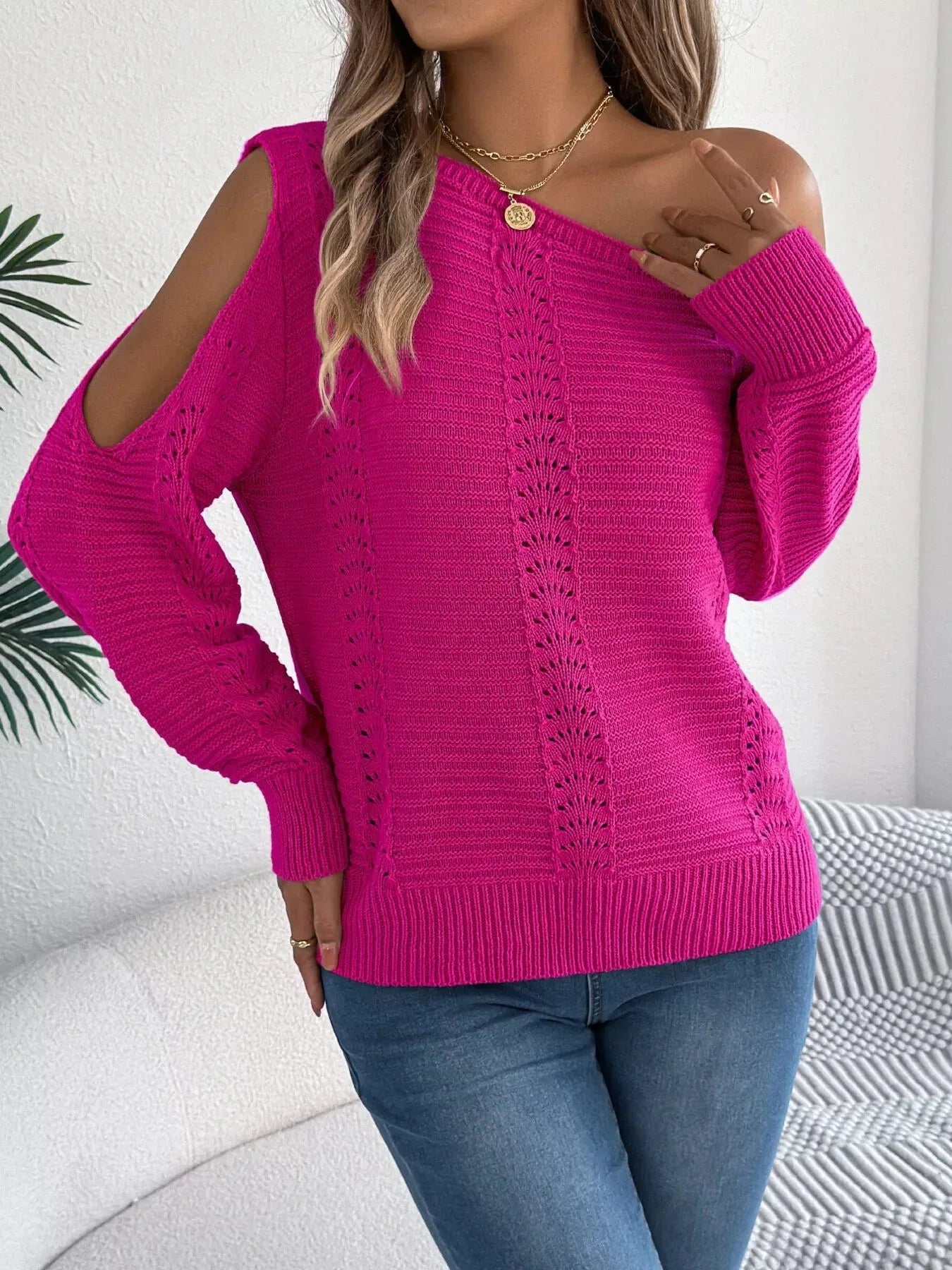 White cold shoulder knit sweater - View 14 | WEUXS